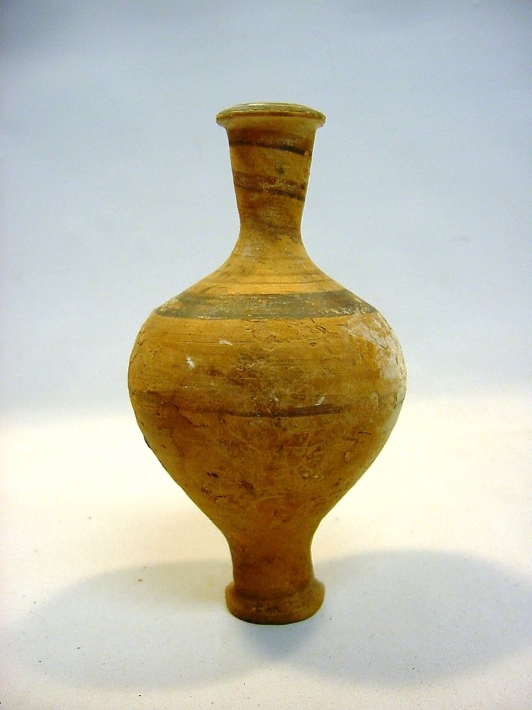 VI-V BC Greek ARYBALLOS/OINOCHOE Ceramic Bottle: Beautiful ancient Hellenistic Greek flask bottle, aka Aryballos or Oinochoe. Primitively, but very well made on spindle out of fine earthenware with band traces of dark brown pigment. VI-V Century B.C