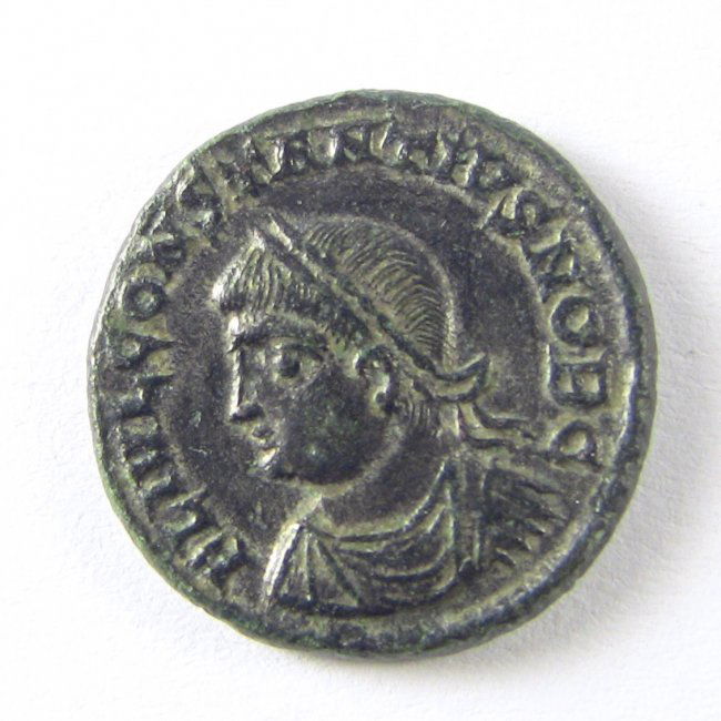 325-326 AD CONSTANTIUS II Bronze AE of Heraclea (1 of 3)