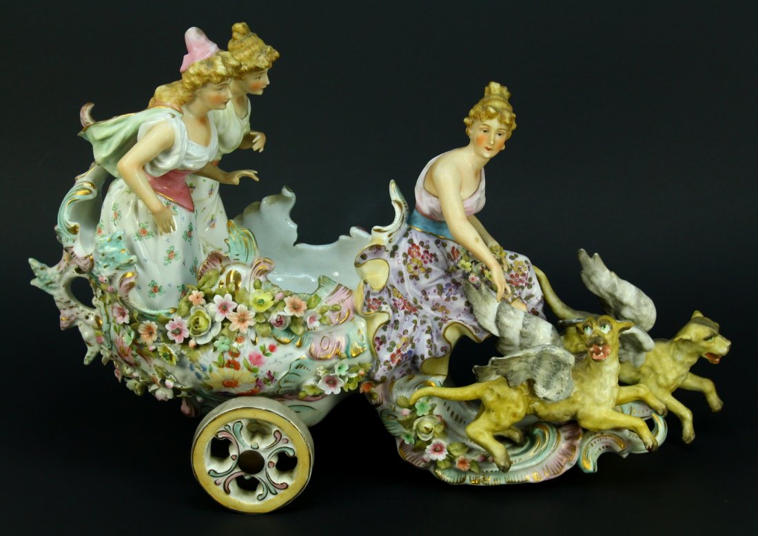 19th c. Fine Porcelain Centerpiece Statue of Carriage (1 of 10)