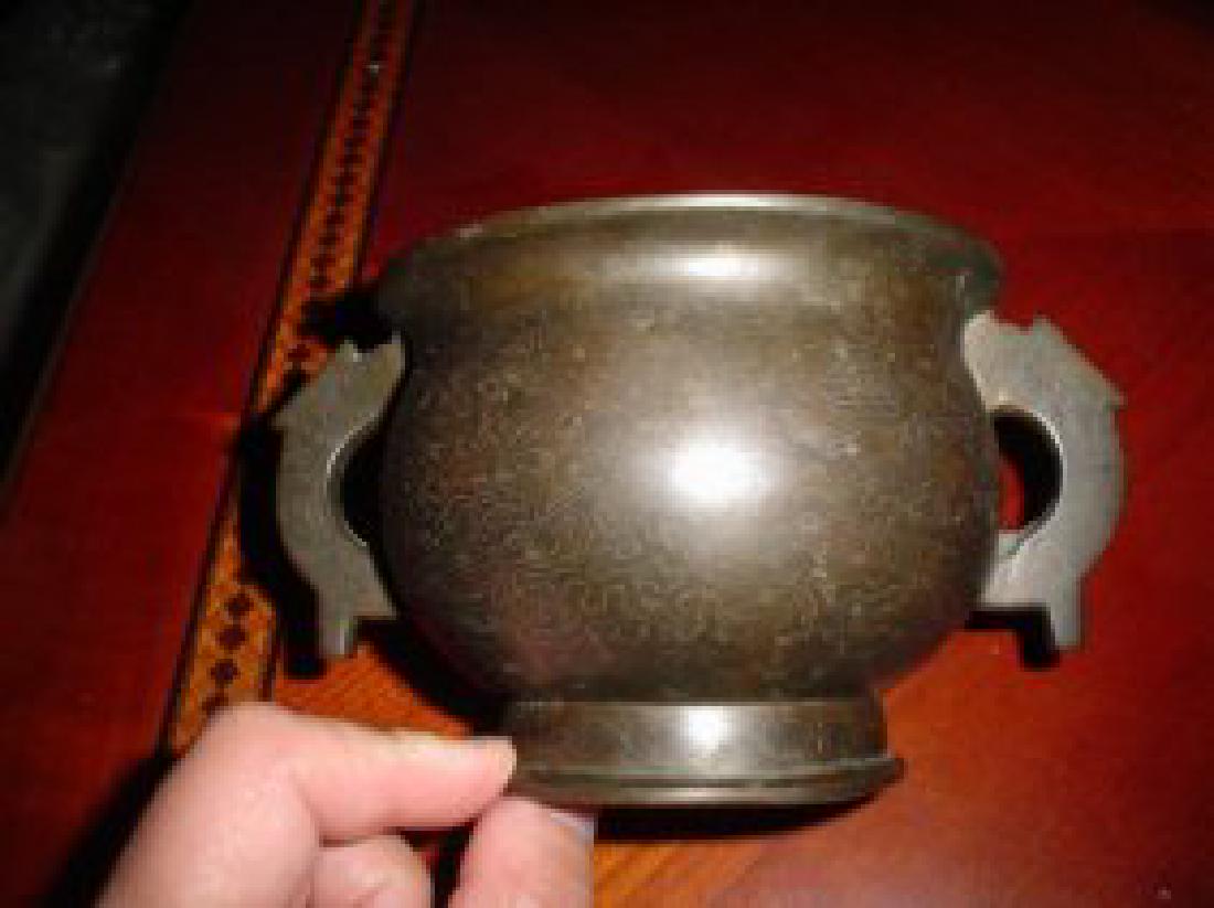 Chinese incense burner silver inlay. sishou signed. (1 of 4)