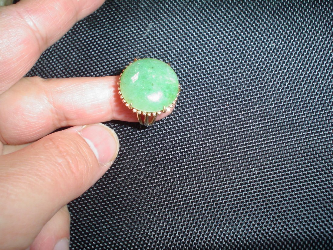 chinese 14K jadeite ring.