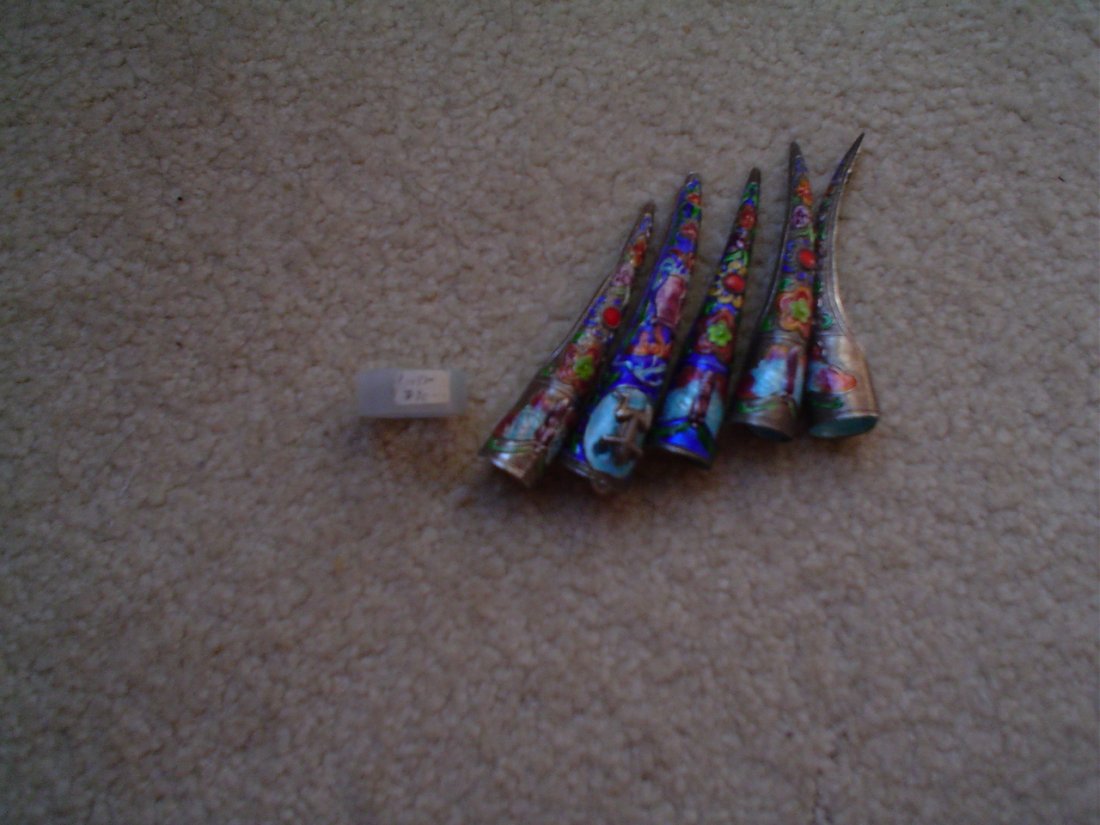 Chinese finger nails and a antique jade ring.: Chinese finger nails and a jade ring, possible qing dynasty. very rare.