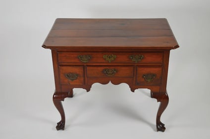 Philadelphia Dressing Table, 1735-1755