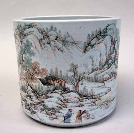 Chinese enameled porcelain brushpot, 20th centur