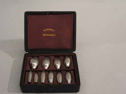 Scottish cased set of bougies, 19th century, Gardn: Scottish cased set of bougies 19th century Gardner, comprising of ten elongated steel valves, in a leather fitted box.