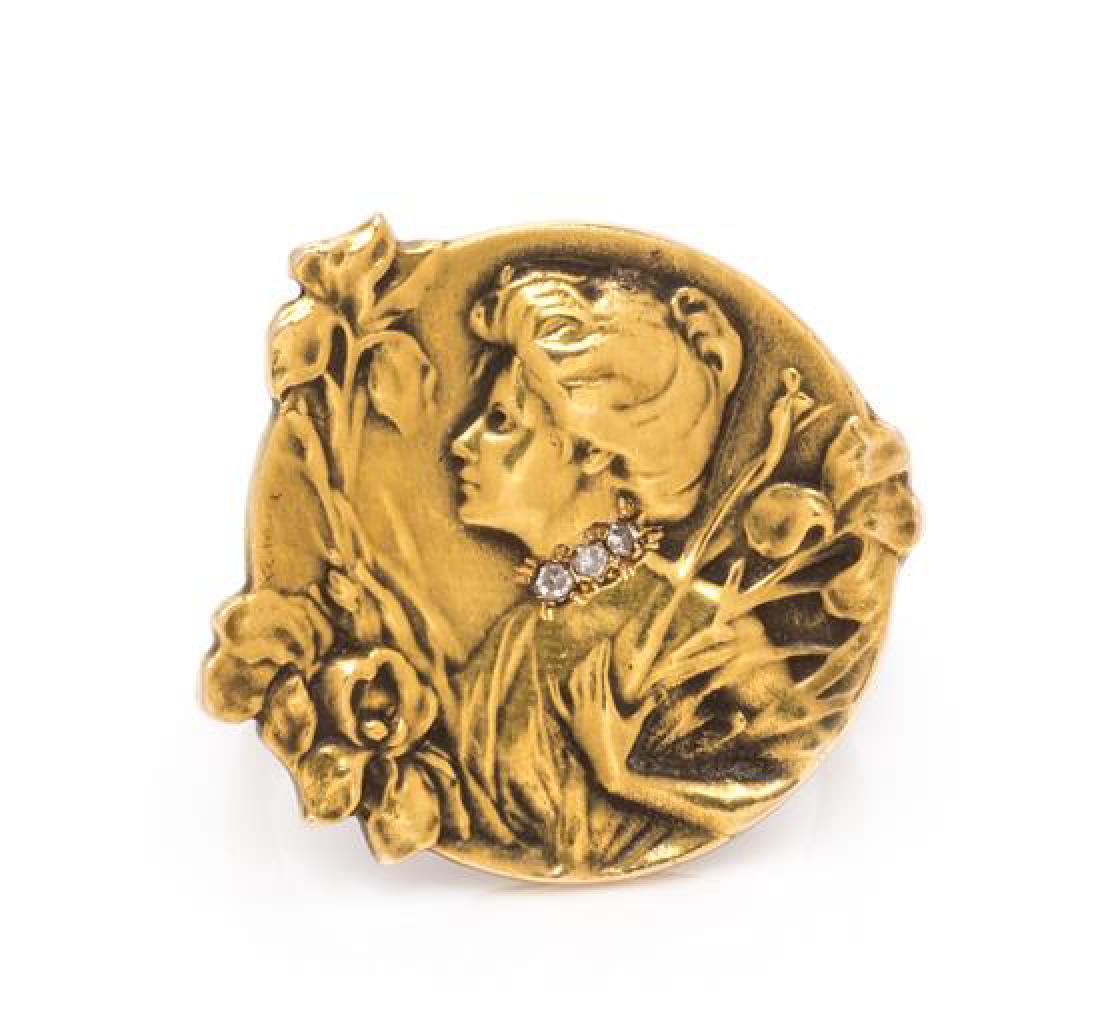 An Art Nouveau Yellow Gold and Diamond Ring, 6.50 dwts. (1 of 2)