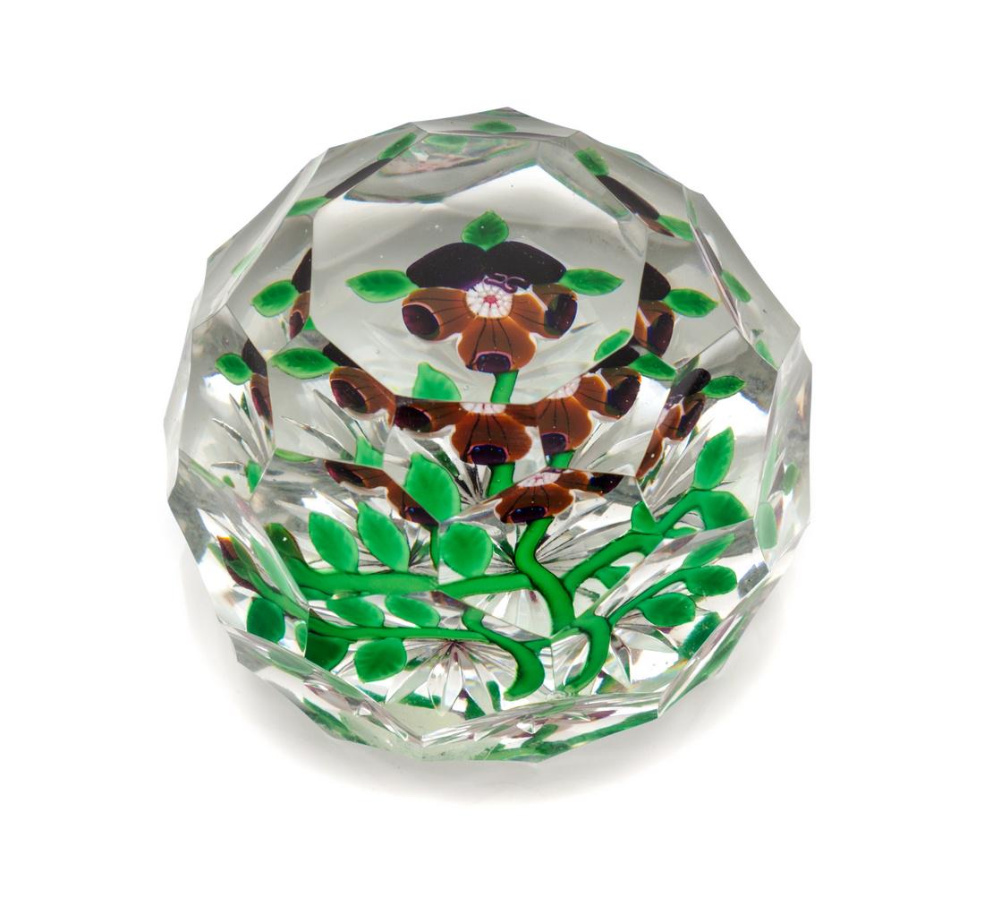 Baccarat, , a multi-faceted pansy paperweight (1 of 1)