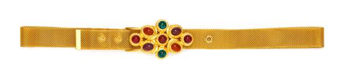 A Ben-Amun Goldtone Mesh Belt, 43.5".: A Ben-Amun Goldtone Mesh Belt, with a decorative leaf and stone buckle with an adjustable hook closure. Stamped: Ben-Amun. 43.5". Estimate $40-60 Overall very good condition. The stated overall co