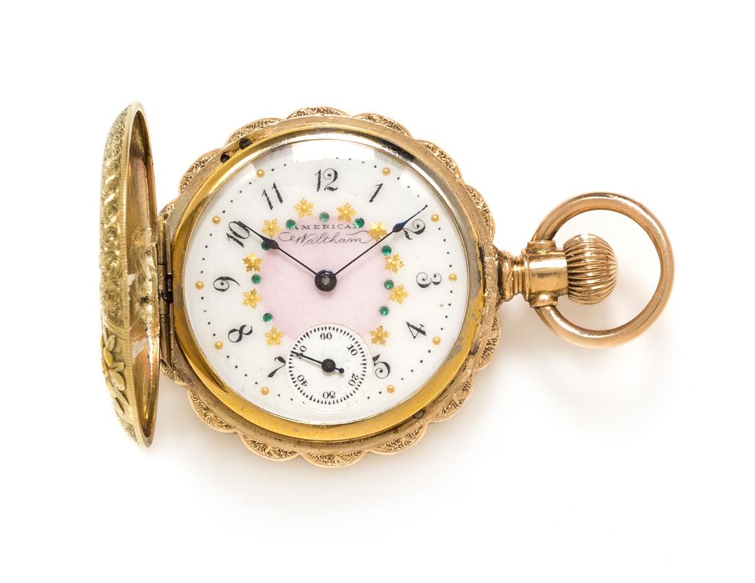 A 14 Karat Gold Hunter Case Pocket Watch, Waltham (1 of 3)