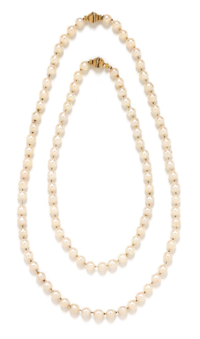 *A Vintage 18 Karat Bicolor Gold and Cultured Pearl (1 of 1)