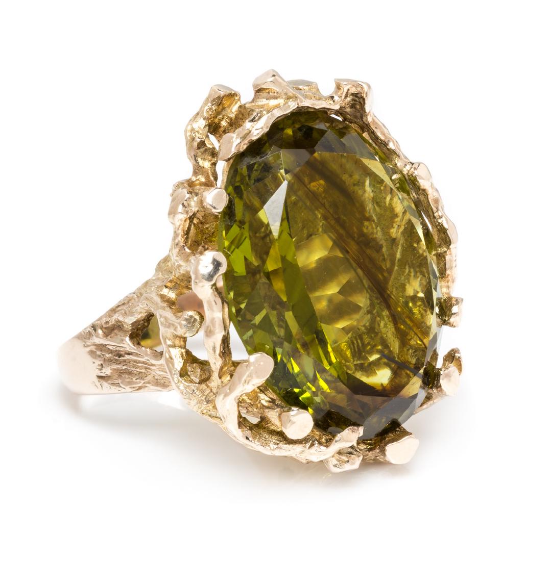 A 14 Karat Yellow Gold and Green Glass Ring, 17.50 (1 of 2)