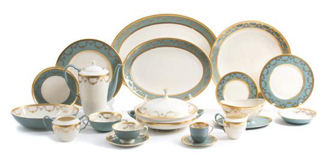 A Lenox Porcelain Dinner Service Diameter of dinner (1 of 1)