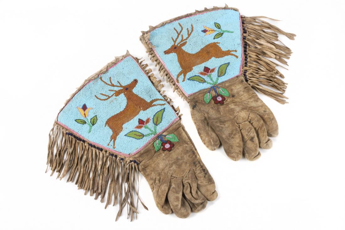 Pair of Plateau Area Beaded Gauntlets Length 15 x width (1 of 1)