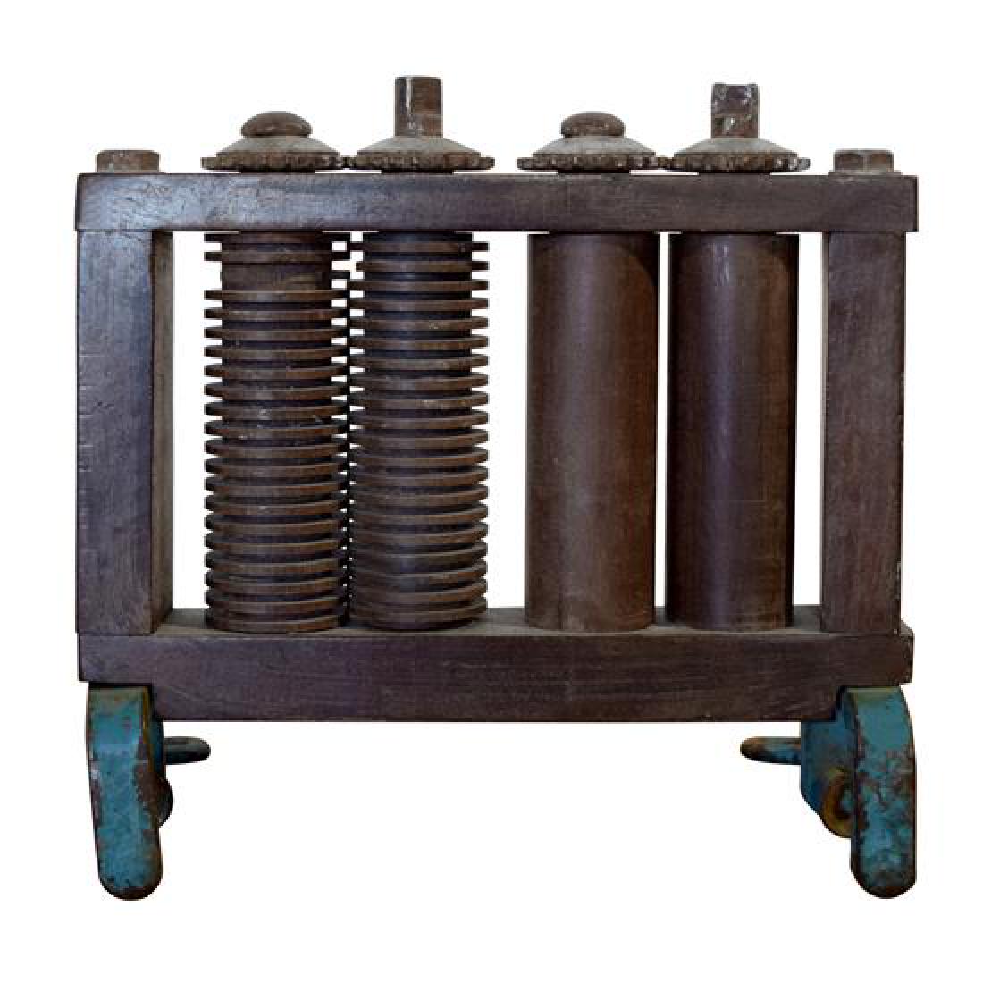 An Iron Pasta Roller 8.5" W x 4.5" D x 7" H (1 of 3)