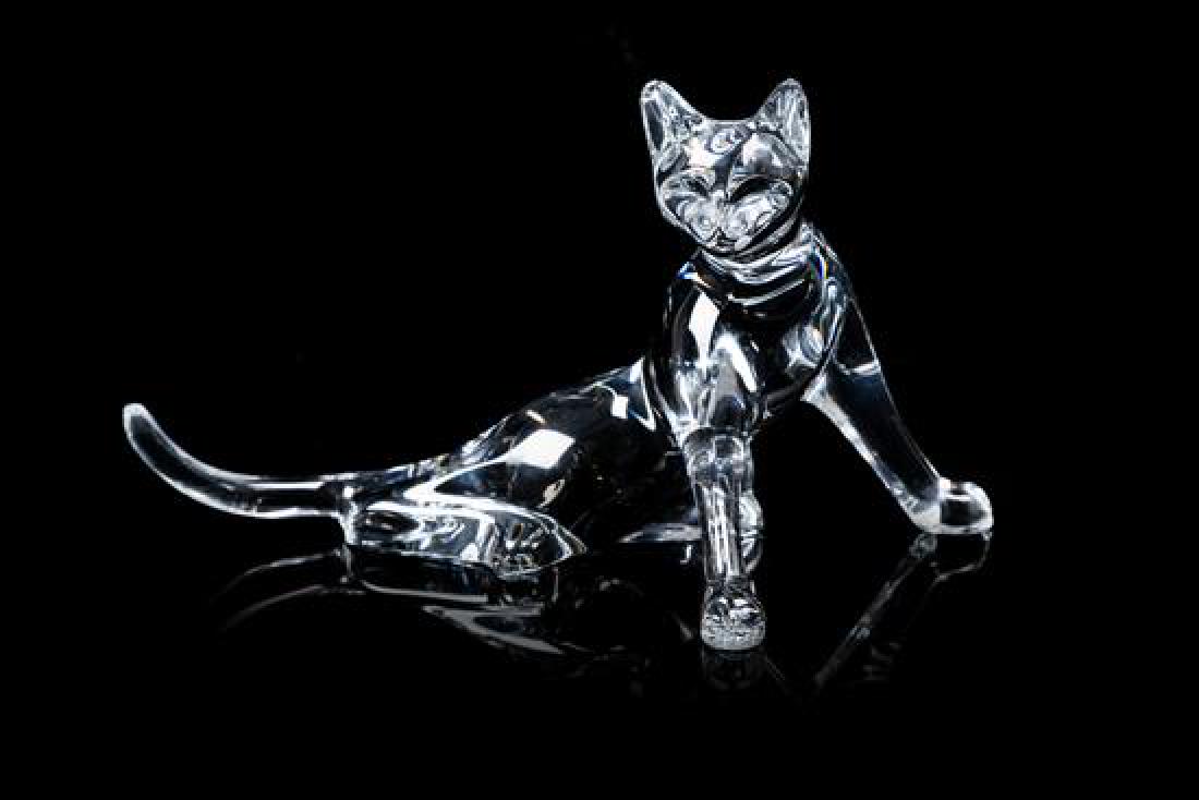 A Steuben Cat Height 4 5/8 inches.: A Steuben Cat Height 4 5/8 inches. Estimate $100-200
