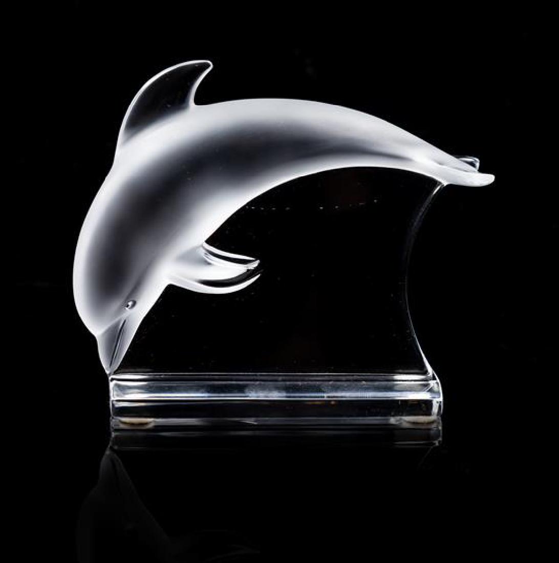 A Steuben Dolphin Height 4 1/4 inches.: A Steuben Dolphin Height 4 1/4 inches. Estimate $100-200