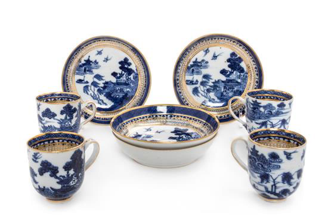 * Four Chinese Export Canton Blue and White Cups and (1 of 1)
