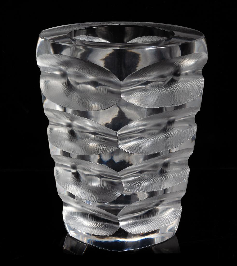 * Lalique, , vase (1 of 1)
