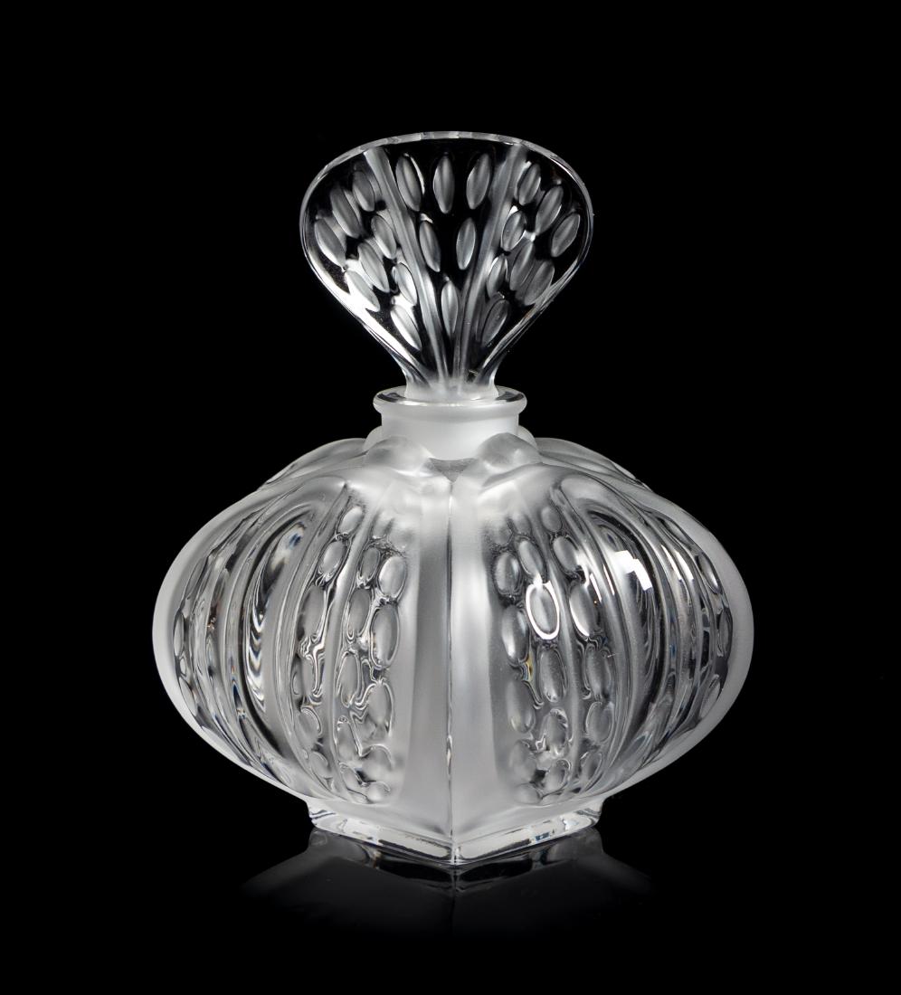 * Lalique, , decanter (1 of 1)