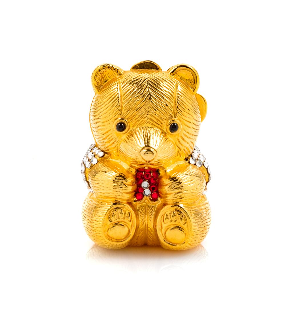 Judith Leiber Goldtone Bear Pill Box: Judith Leiber Goldtone Bear Pill Box Together with a Judith Leiber dustbag. Attributed to Judith Leiber Estimate $80-100 The stated overall condition of the lot is based on the assumption that the wea