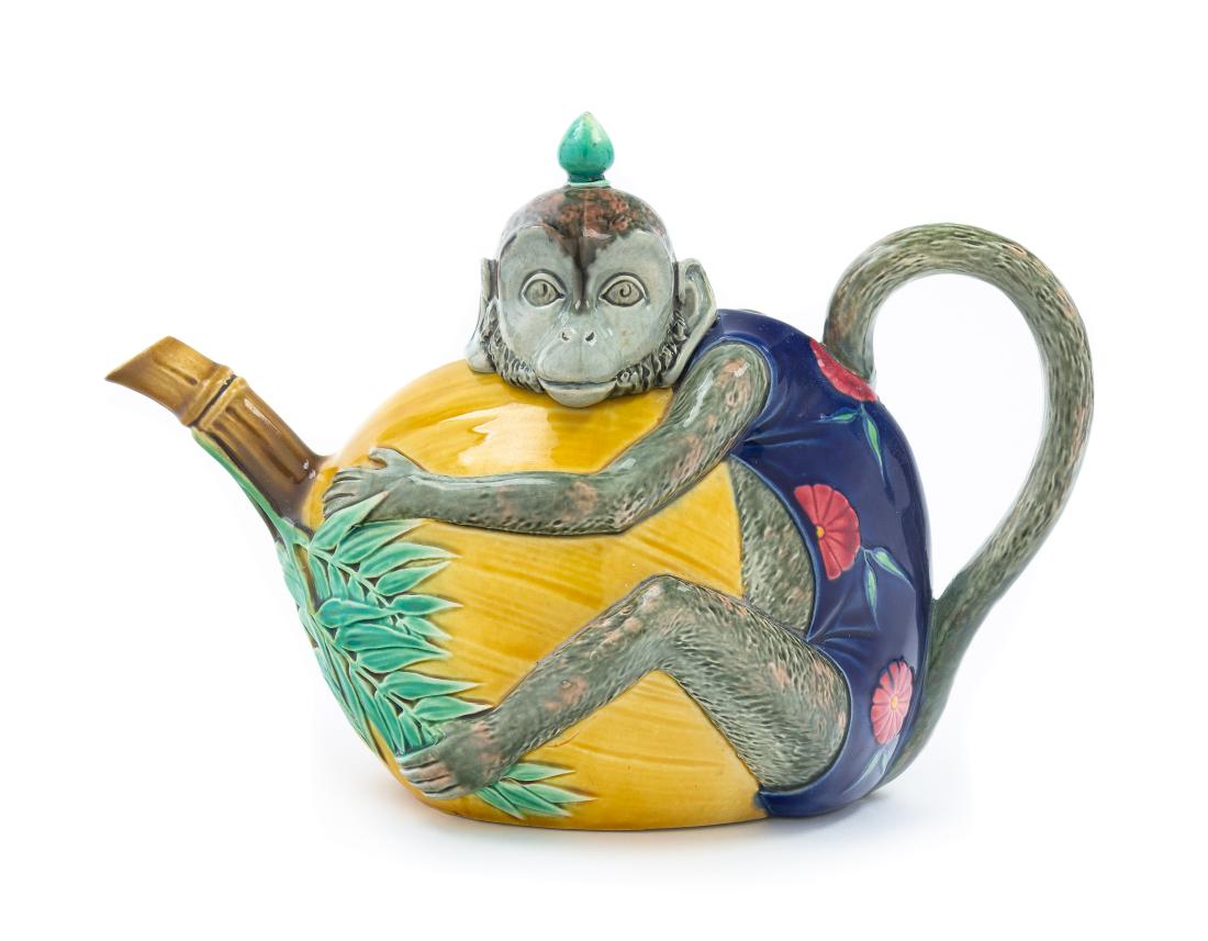 * A Mintons Majolica Zoomorphic Teapot Height 7 x width (1 of 1)
