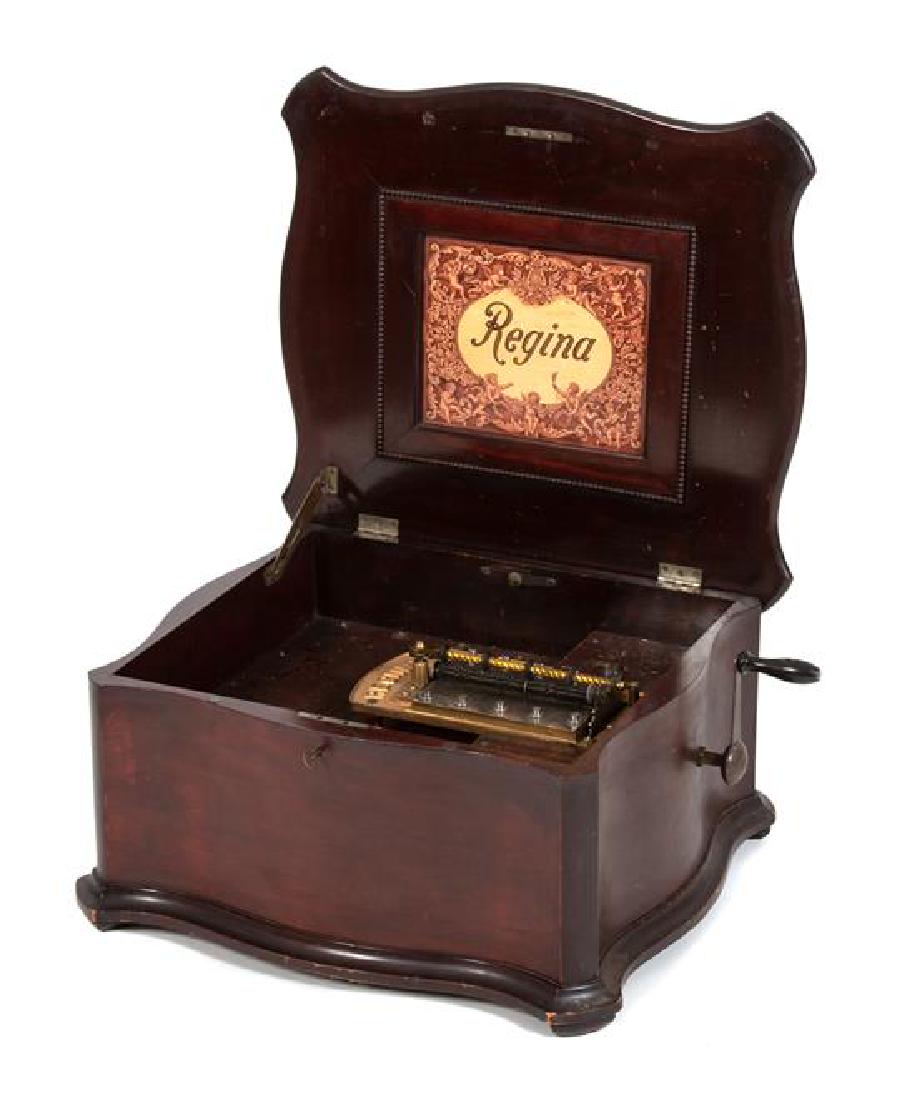 A Regina Mahogany Cased Music Box (1 of 3)