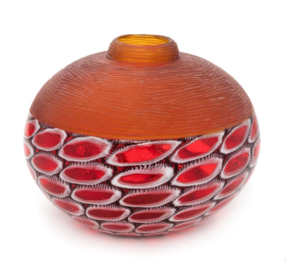 Davide Salvadore, (Italian, b. 1953), Vessel: Davide Salvadore (Italian, b. 1953) Vessel blown and etched glass etched CAMPAGNOL SALVADORE MURANO to underside Height 7 x diameter 9 inches