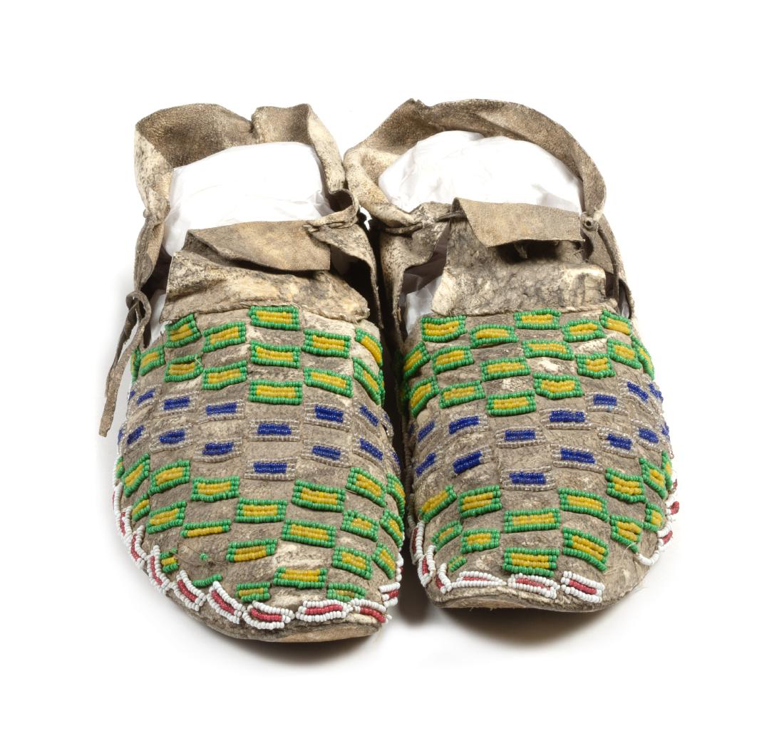 Pair of Beaded Sioux Moccasins Length 9 x Width 3 1/2 (1 of 1)