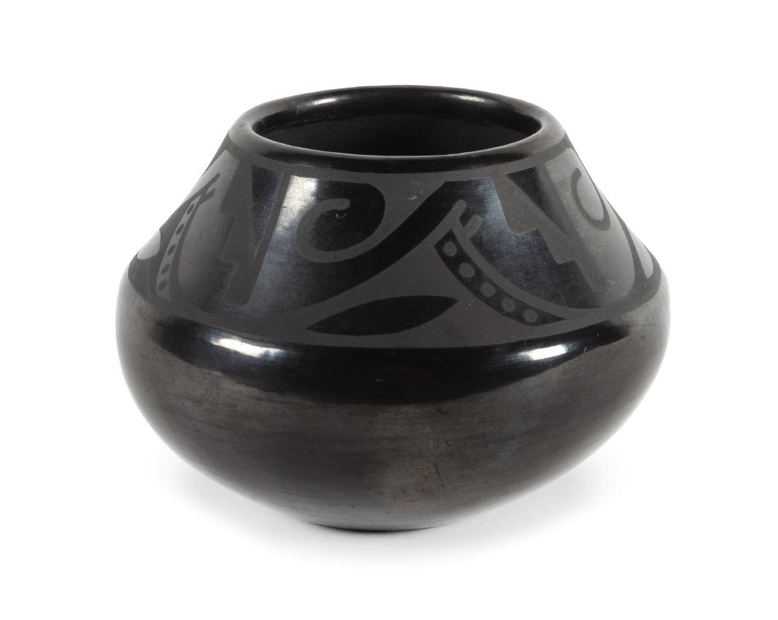 Maria Martinez and Popovi Da Height 4 1/2 x diameter 5 (1 of 1)