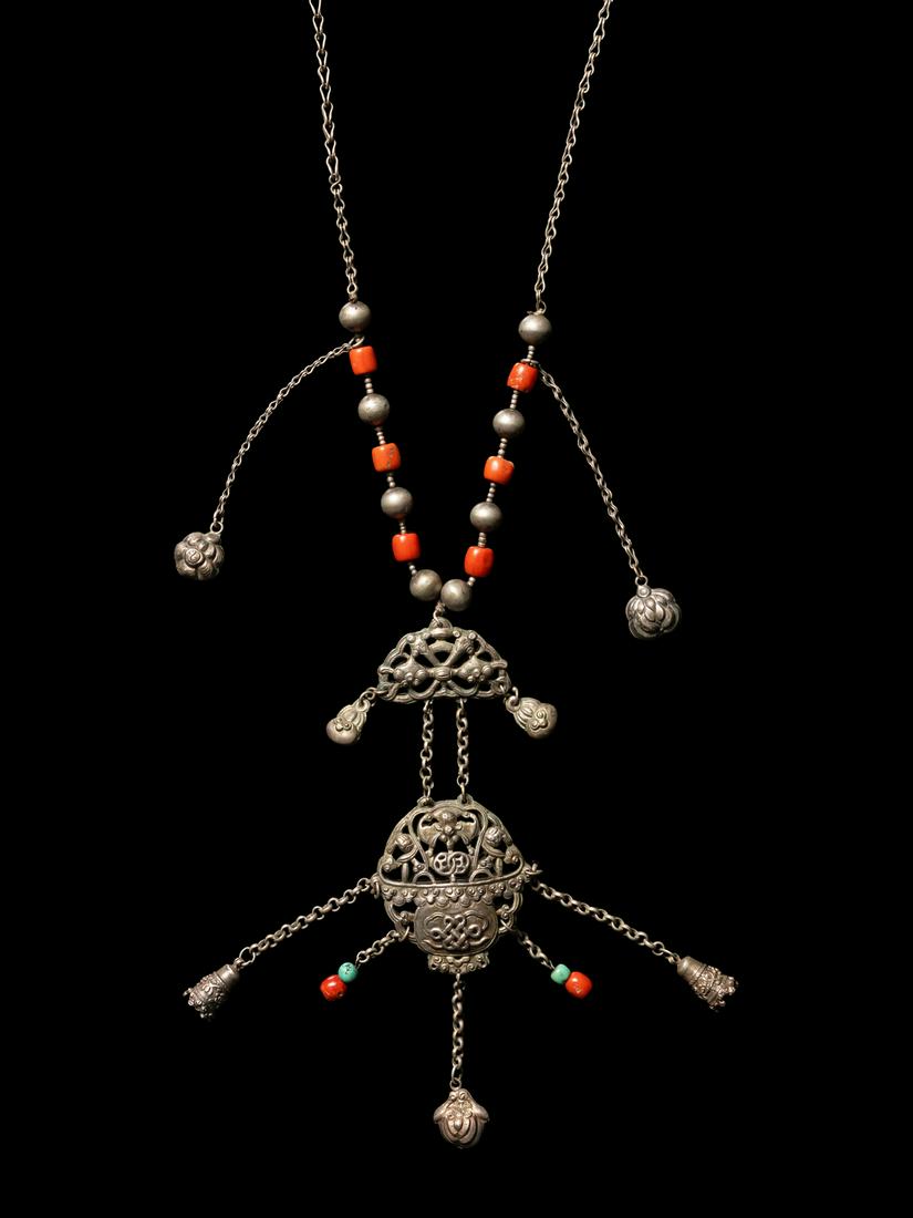 A Chinese Silver Necklace Length 33 1/2 in., 85 cm. (1 of 1)