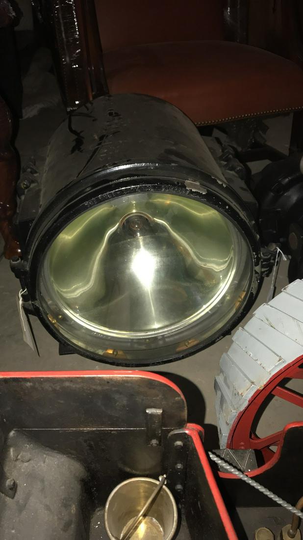 A Pyle National Co. Painted Metal Locomotive Head Lamp (1 of 1)