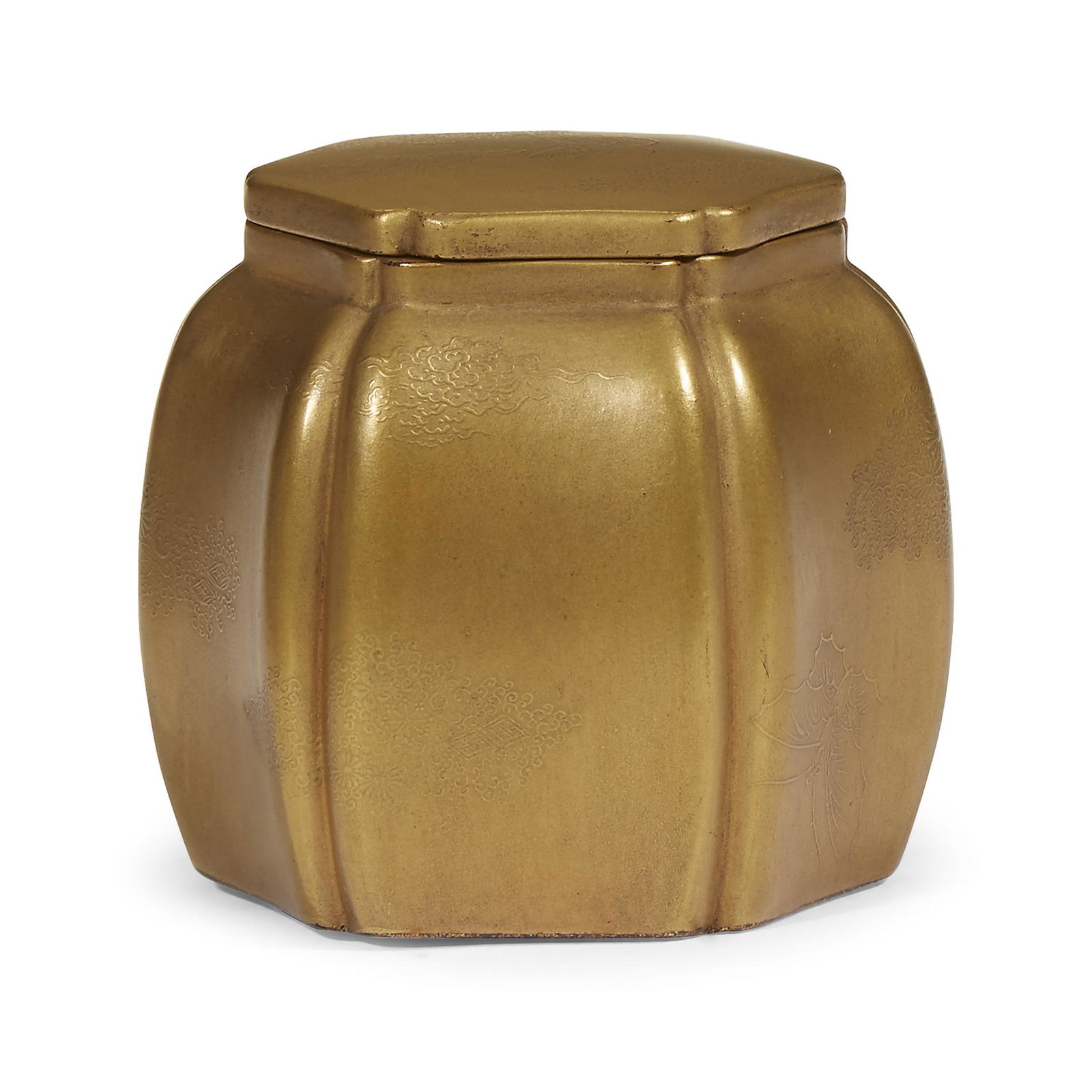 A Japanese gilt lacquer hexagonal small box and cover, (1 of 1)