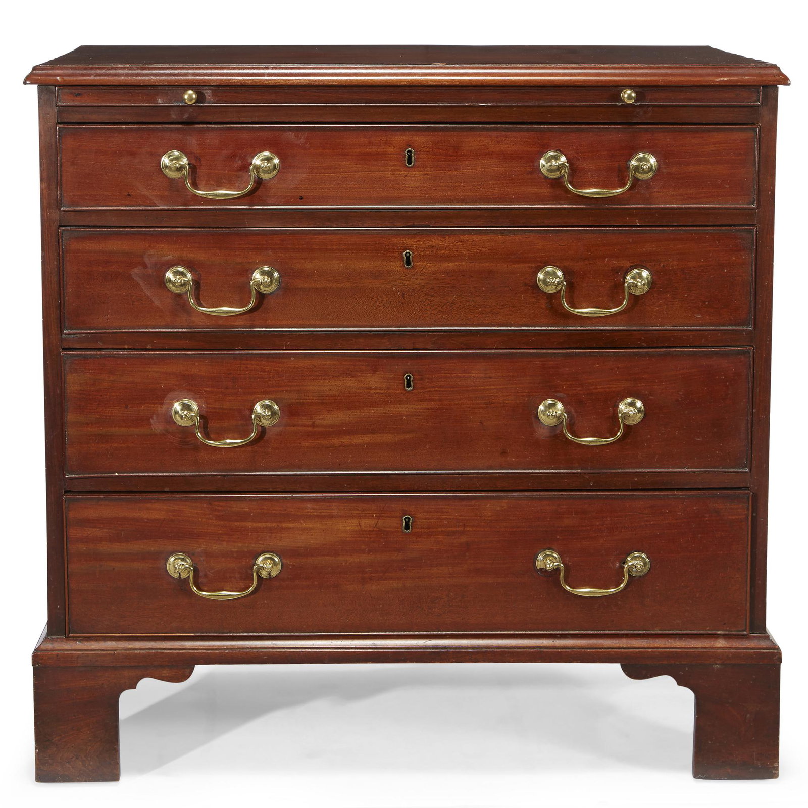 A George III mahogany bachelor's chest, late 18th: A George III mahogany bachelor's chest, late 18th century. H: 33 1/2, W: 34, D: 19 in. PROVENANCE: William Blair, Ltd., New Orleans, Louisiana, 1994. The estate of a Virginia collector.