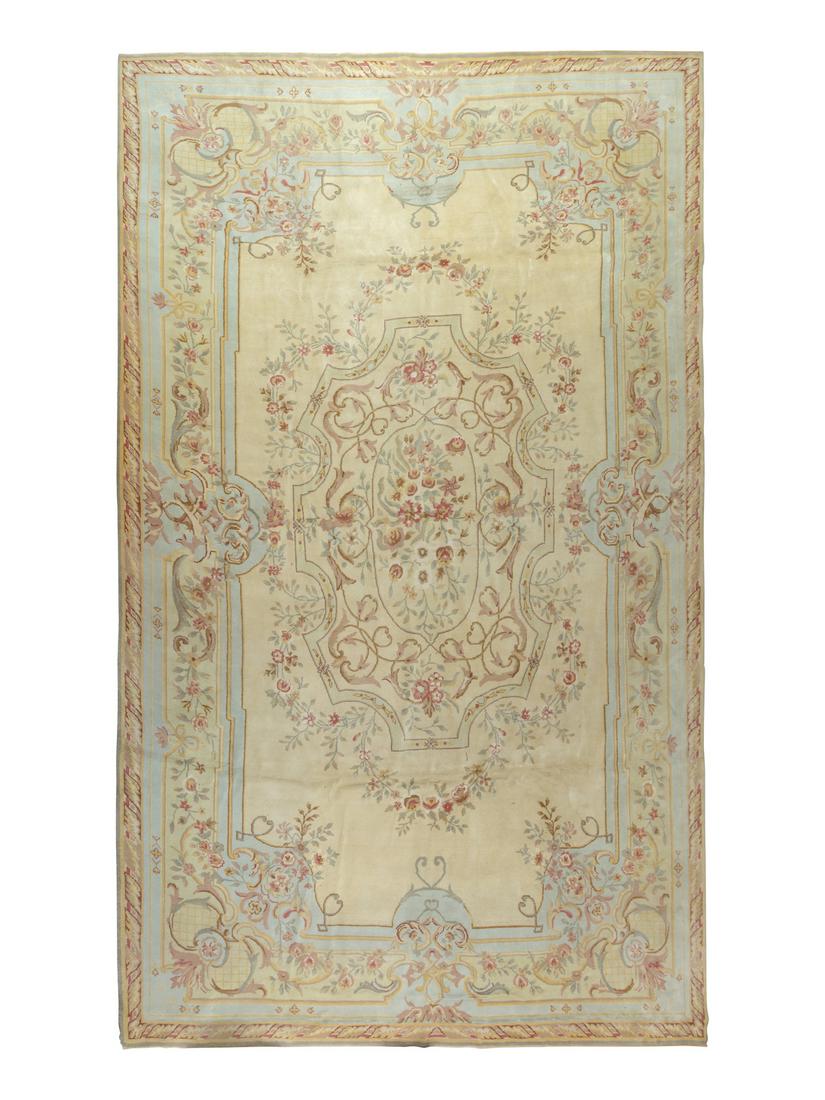 An Aubusson Style Wool Rug (1 of 1)