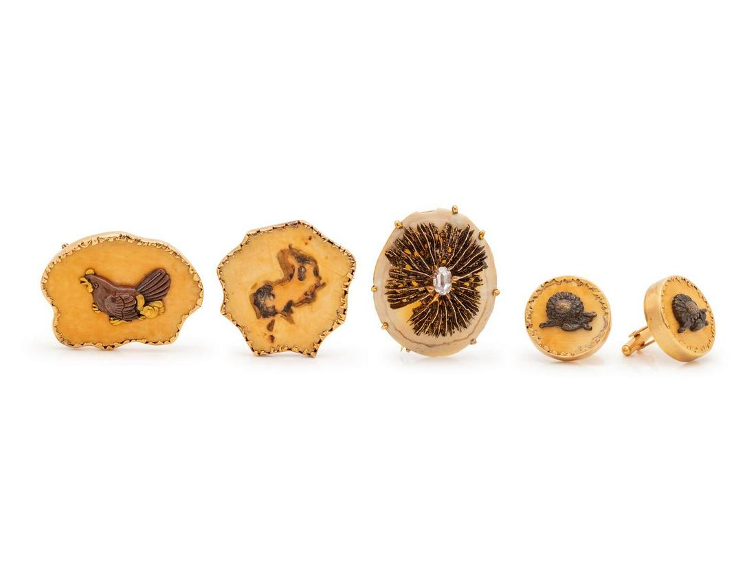 A Collection of Yellow Gold, Horn and Shakudo Jewelry,: A Collection of Yellow Gold, Horn and Shakudo Jewelry, containing a pair of 14 karat gold cufflinks surmounted with flowers, two 14 karat gold brooches and one gold brooch with a surmounted organic fo
