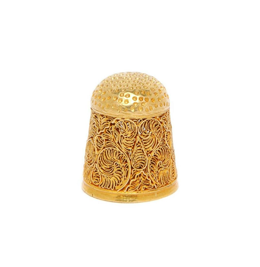A Georgian Silver-Gilt Filigree Thimble (1 of 1)