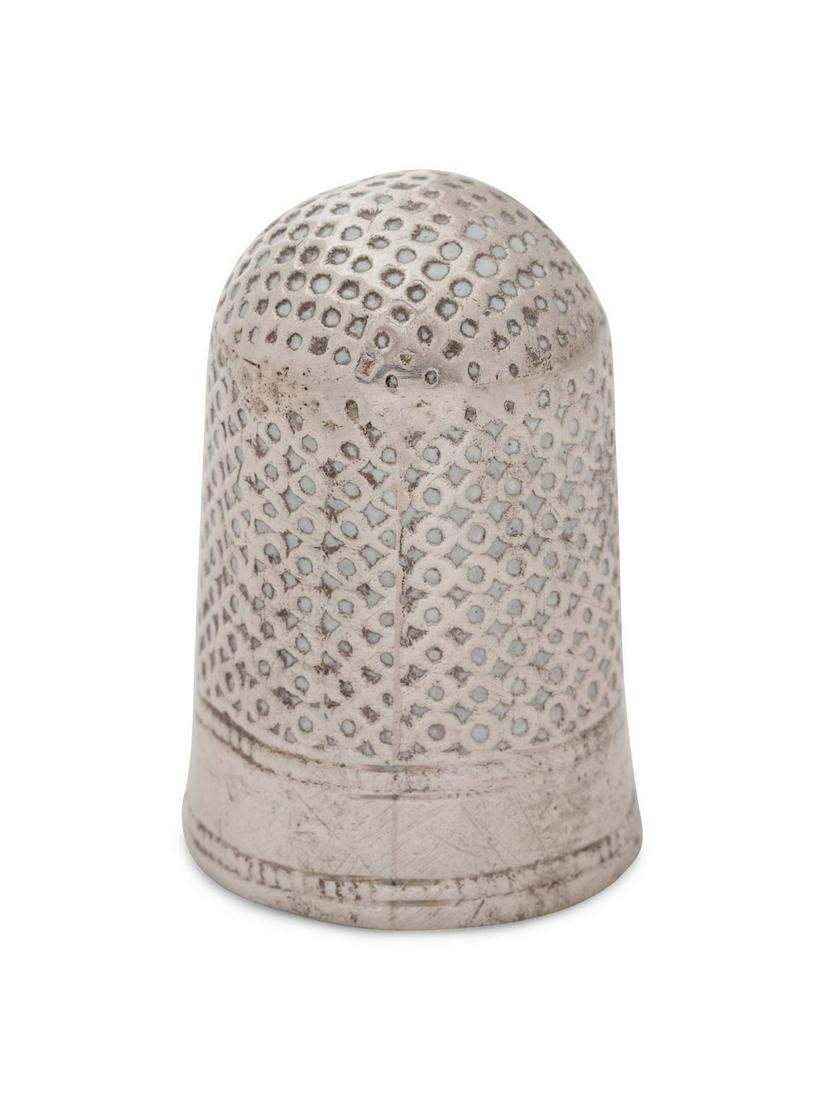 A Georgian Silver Thimble (1 of 3)