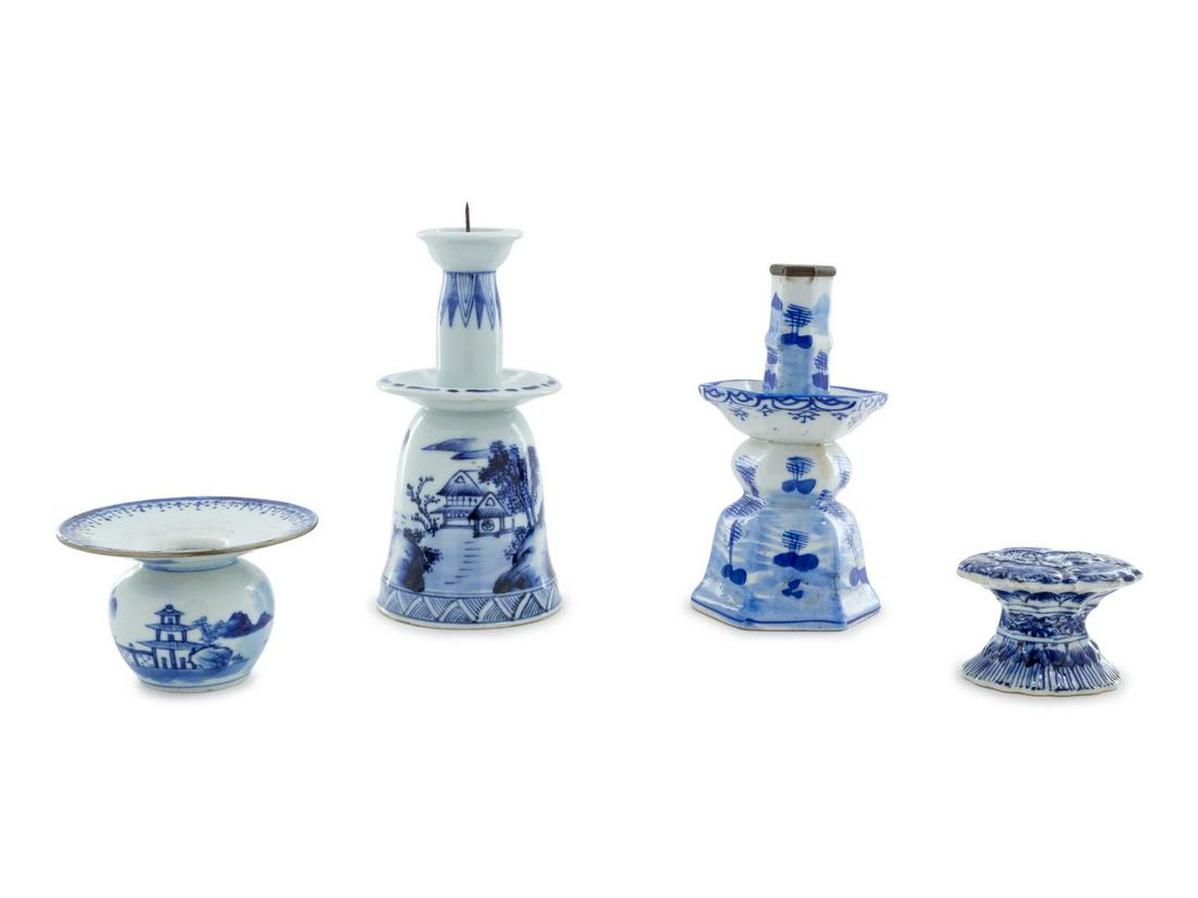 Four Chinese Export Porcelain Table Articles (1 of 1)