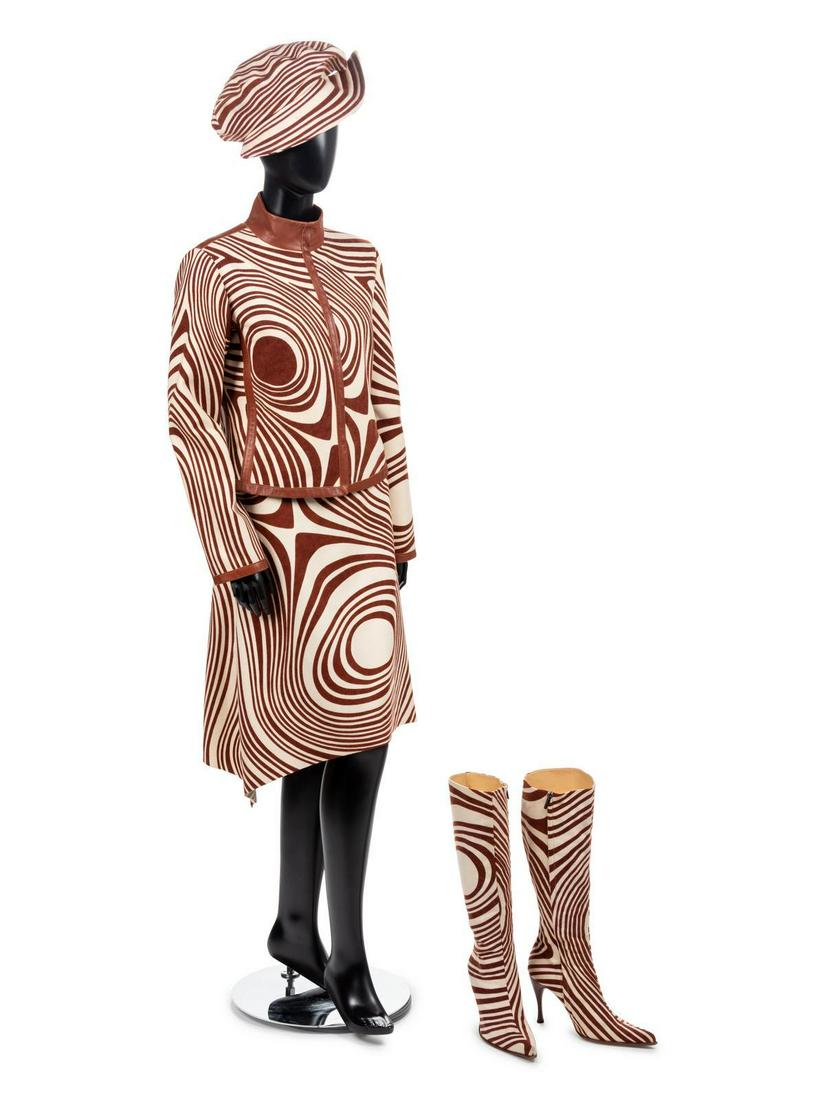 Erreuno Day Ensemble, 2002-03: Erreuno Day Ensemble, 2002-03 Ready-to-wear, fall/winter 2002-03. €œSimply Spectacular € 2002-03. Day ensemble includes jacket, skirt, hat, and boots of brown and white felted wool of tree ring p