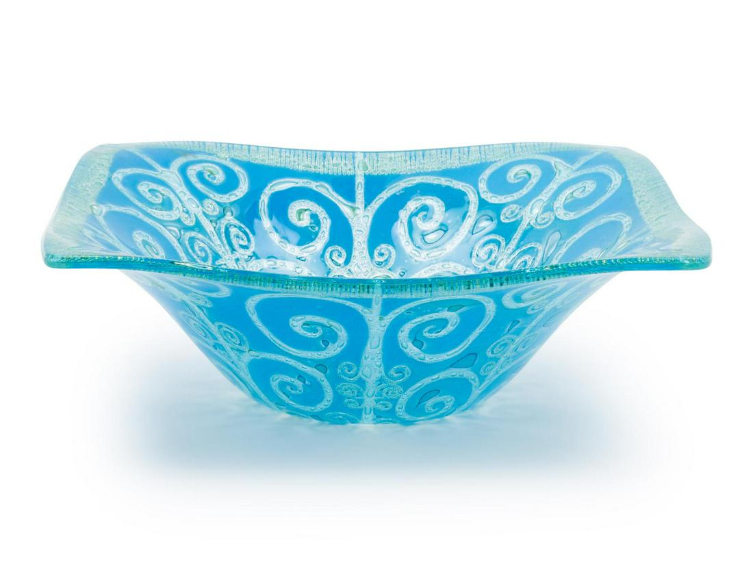 Michael Higgins and Frances Higgins (American,: Michael Higgins and Frances Higgins (American, 1908-1999 | American, 1912-2004) Center Bowl glass H 3 x W 10 x D 10 inches