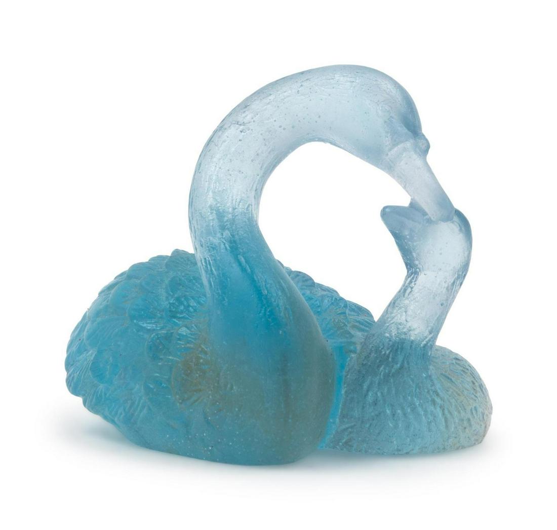 Daum France, Late 20th Century Mother Swan Figurine: Daum France, Late 20th Century Mother Swan Figurine pate de verre glass Height 1 3/4 inches