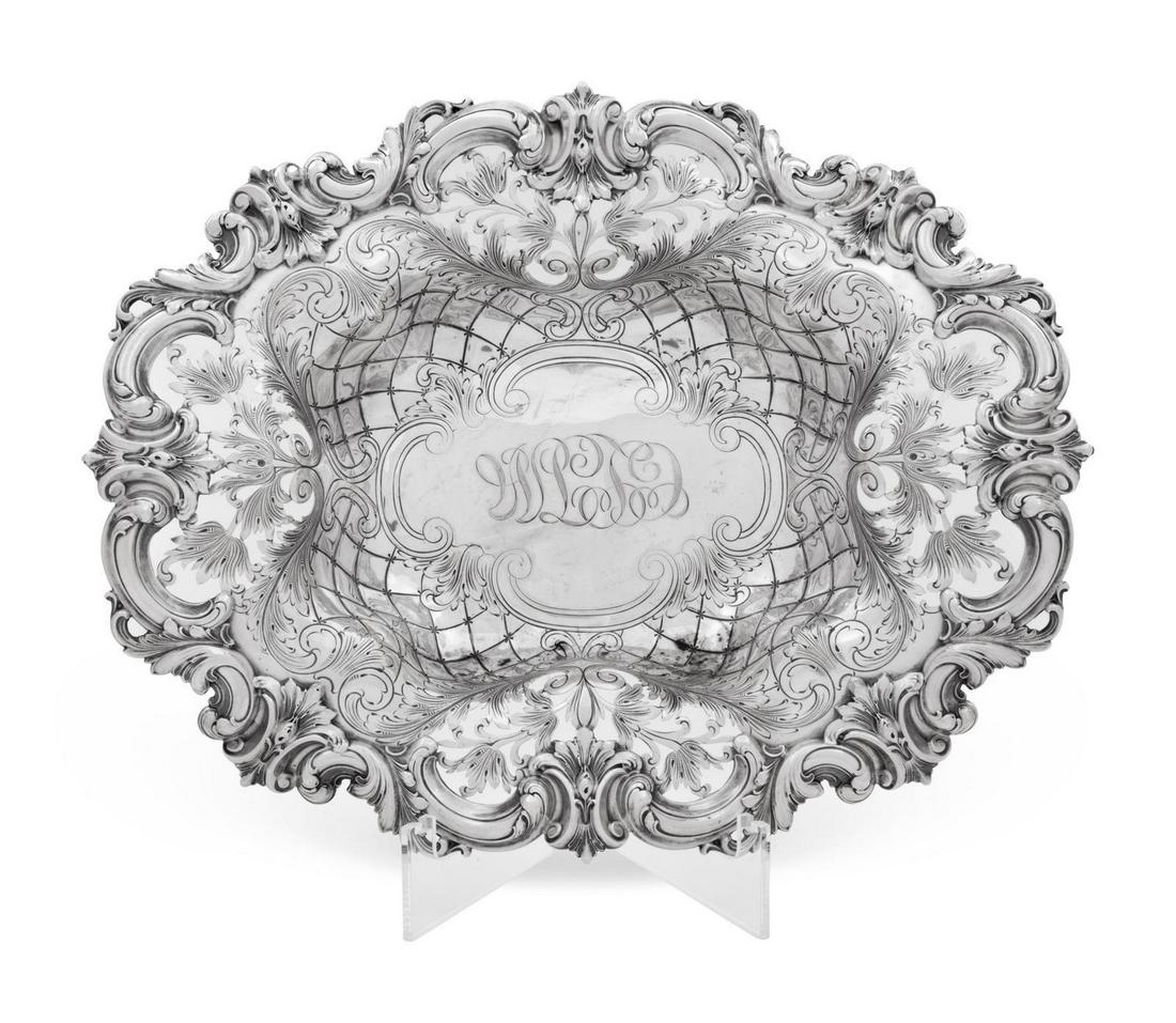 An American Silver Centerpiece Bowl: An American Silver Centerpiece Bowl Frank Smith Silver Co., Boston, MA, 20th Century having a foliate and S-scroll rim, the open work border with foliate motifs and diaper work and centered with an en