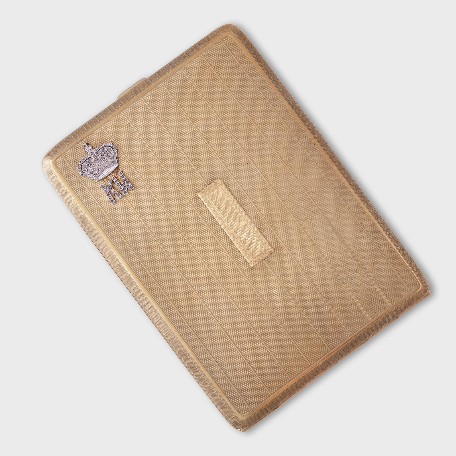 An Art Deco nine karat gold cigarette case, Charles S. (1 of 1)