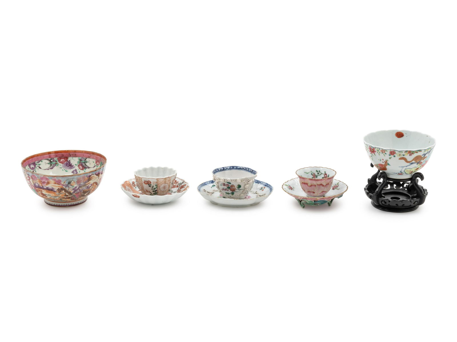 Five Chinese Export Porcelain Cups (1 of 1)