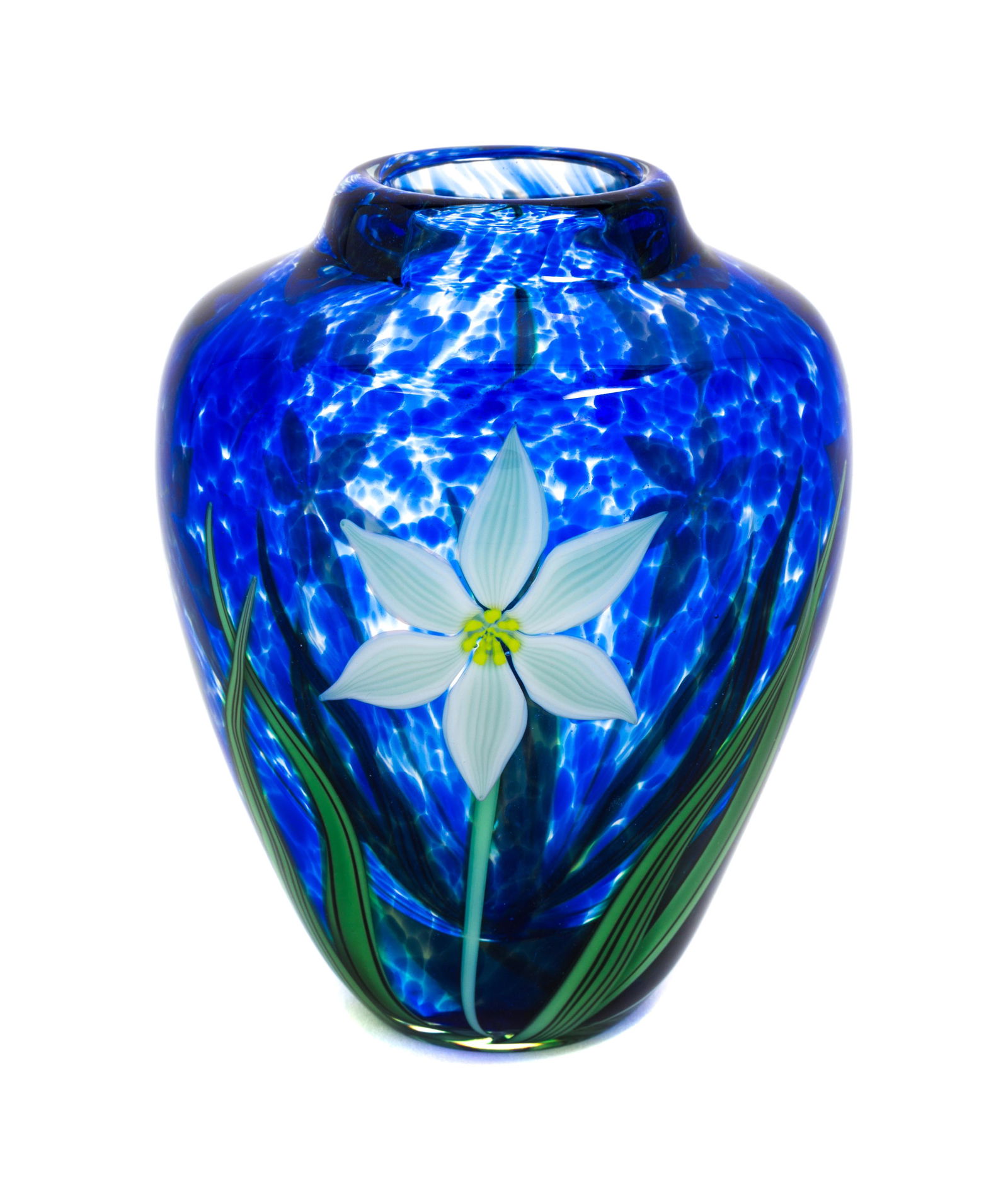 Gregg Held Glass VaseOrient & Flume, Chico,: Gregg Held Glass VaseOrient & Flume, Chico, California etched signature to underneath, with manufacturer's sticker Height 6 inches. Provenance: Property from the William Robert Smith Trust, Sherma