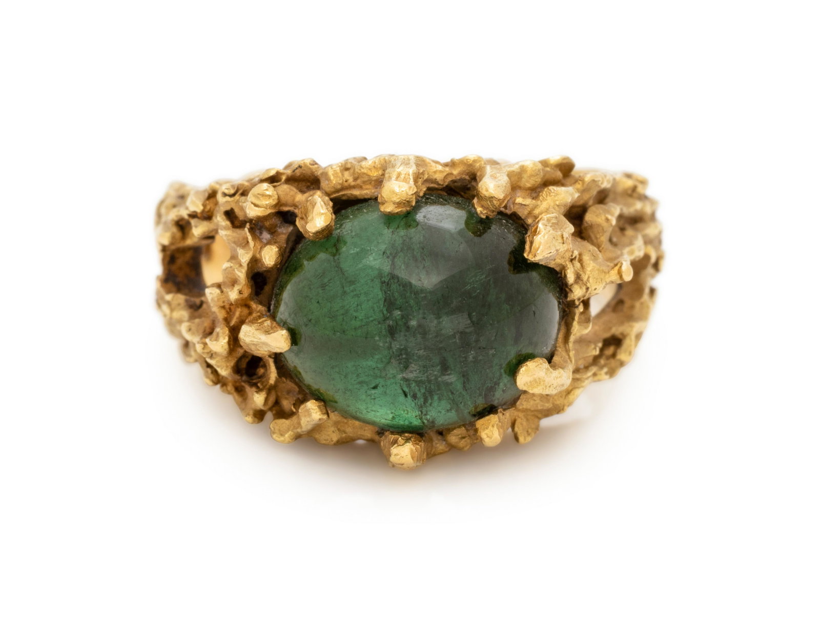 H. STERN, YELLOW GOLD AND TOURMALINE RING: H. STERN, YELLOW GOLD AND TOURMALINE RING Containing one oval shape cabochon cut tourmaline measuring approximately 12.00 x 10.00 x 7.00 mm in a Brutalist mounting. Stamp: (maker's mark for H. Stern) 