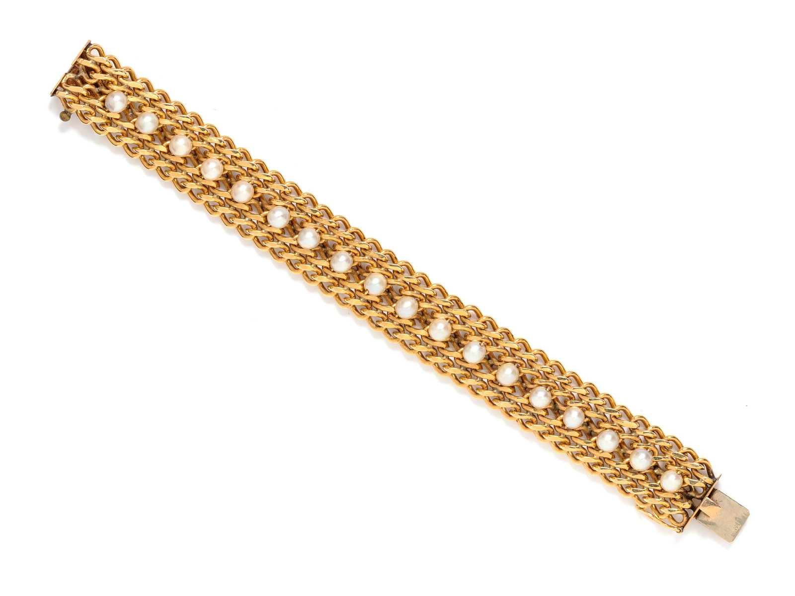 YELLOW GOLD AND CULTURED PEARL BRACELET: YELLOW GOLD AND CULTURED PEARL BRACELET Consisting of four attached curb link chains surmounted with 18 pearls measuring approximately 5.50 mm in diameter. Stamp: 14K. 46.55 dwt.