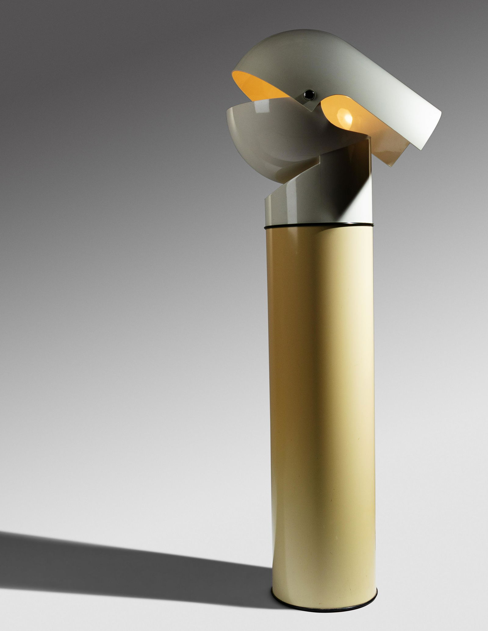 Gae Aulenti (Italian, 1927-2012) Pileo Floor (1 of 1)