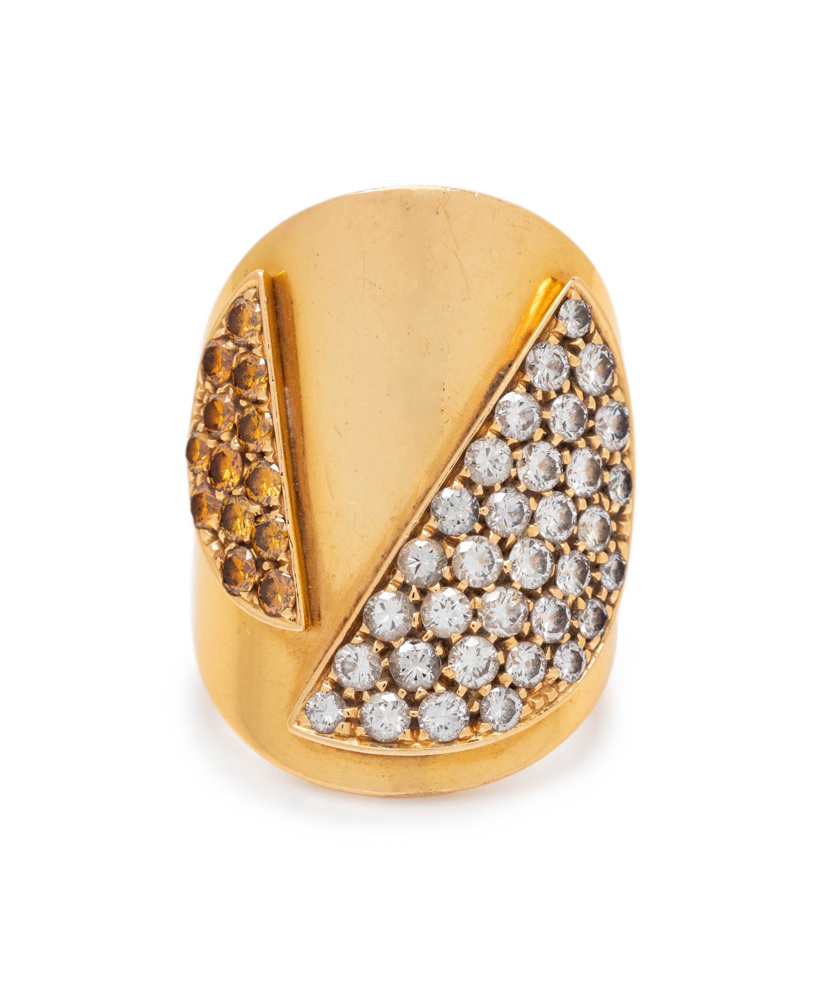 YELLOW GOLD, DIAMOND AND COLORED DIAMOND RING: YELLOW GOLD, DIAMOND AND COLORED DIAMOND RING Containing 33 round brilliant cut diamonds weighing approximately 0.95 carat total and 13 round brilliant cut colored diamonds (origin not tested) weighin