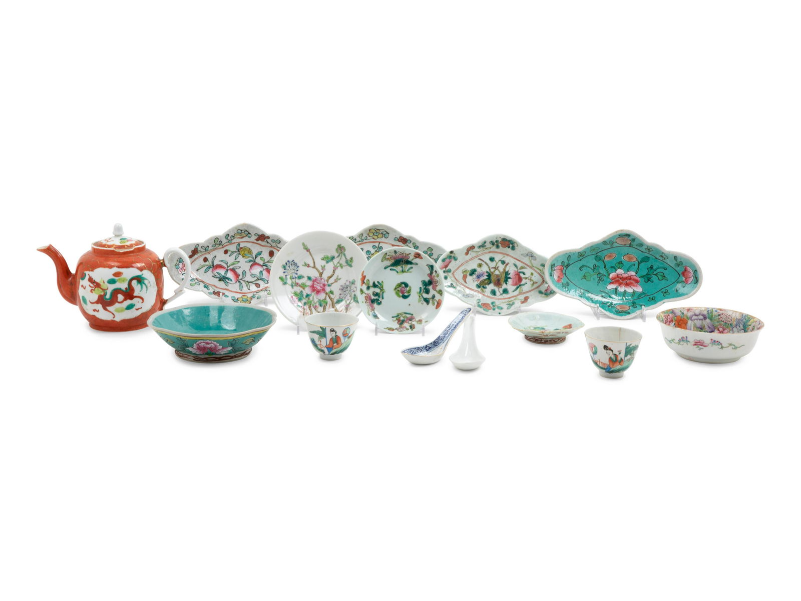 Thirty-Three Chinese Famille Rose Porcelain Dinner (1 of 1)